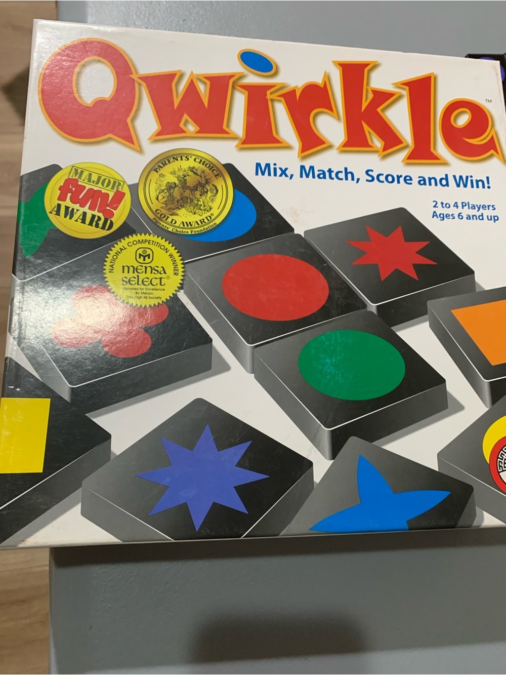 Qwirkle Game - Multicolor Strategy Tile Matching